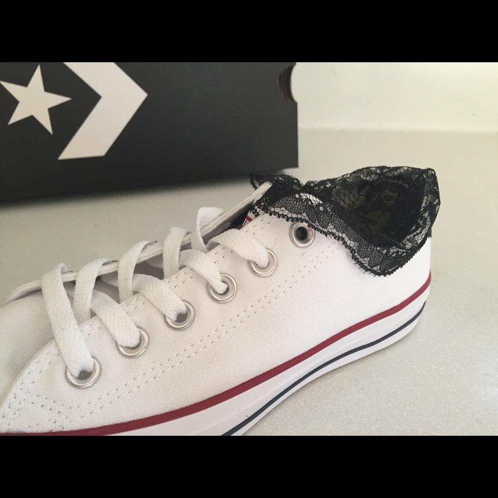 Cute Ankle Lace Converse - Custom! - Picture 3 of 7